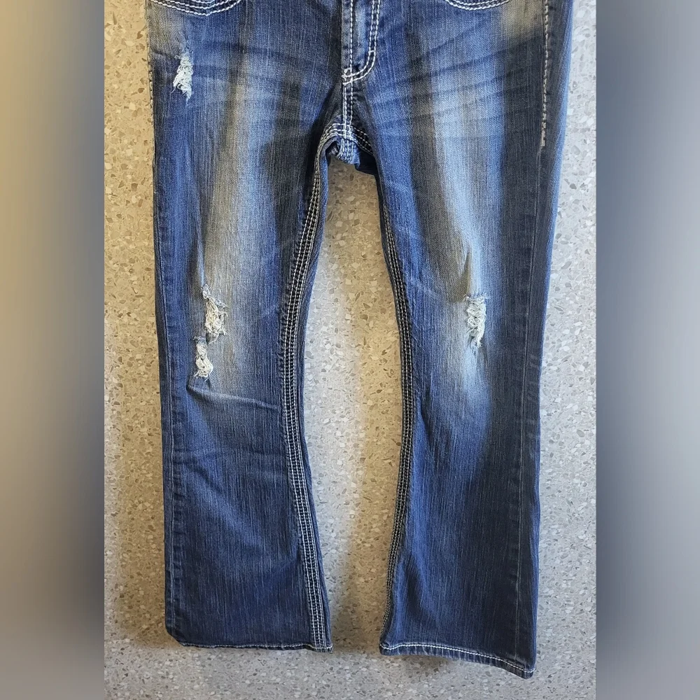 BKE, Women's Sabrina Flare Leg Denim, Distressed,‎ Stretch, Size 30R